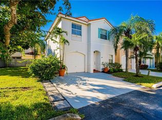 11220 Sunview Way, Cooper City, FL 33026