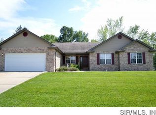 200 Woods Manor Dr, Freeburg, IL 62243
