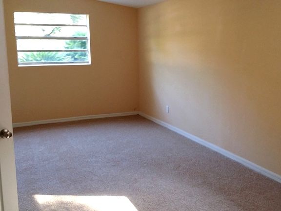 5th image of 4146 Katanga Dr S