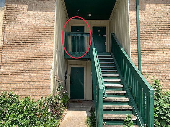 2nd image of 1516 Bay Area Blvd APT B2