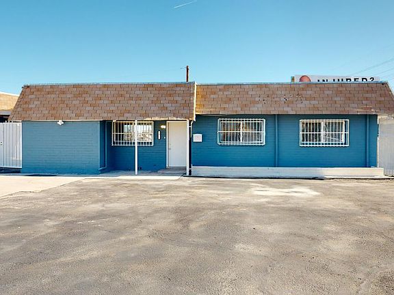 3rd image of 2411 Santa Clara Dr