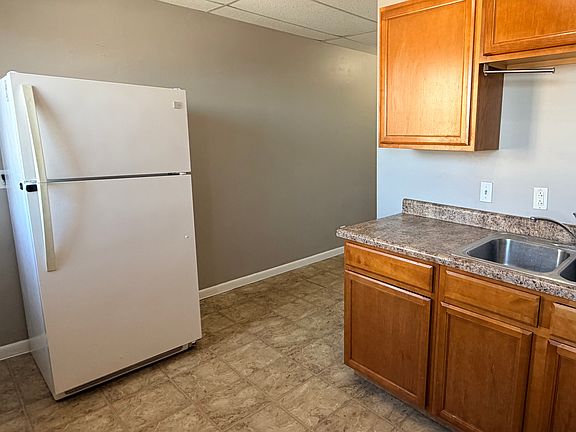 4th image of 109 N Main St APT 6