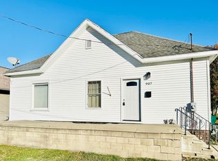 907 S Bloomington St, Streator, IL 61364