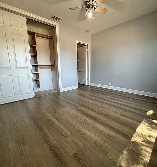 417 N Citrus St — Photo 10