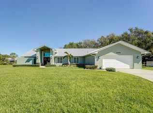 2195 NE Chestnut Ct, Jensen Beach, FL 34957