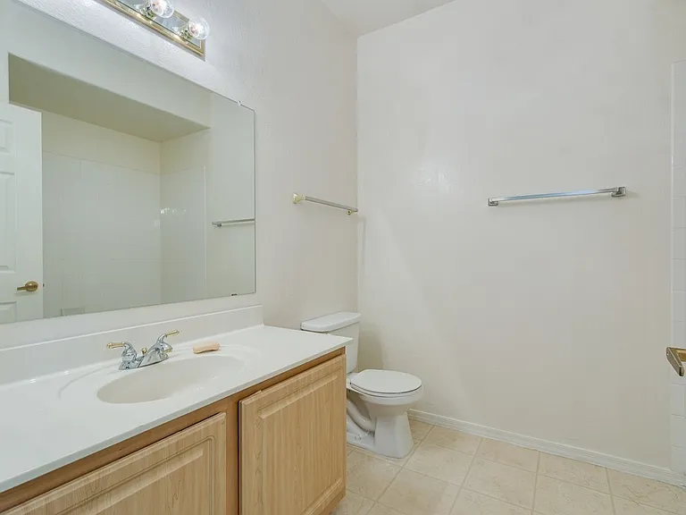 15225 N 100th St #2200 — Photo 37