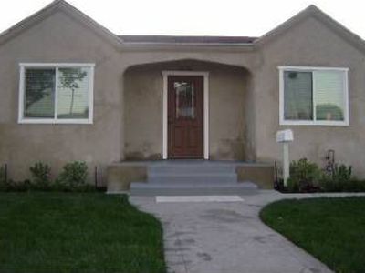 7606 Brighton Ave, Los Angeles, CA, 90047