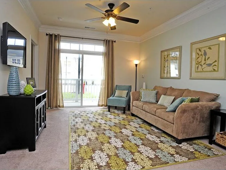 Briton Trace Apartments — Photo 18