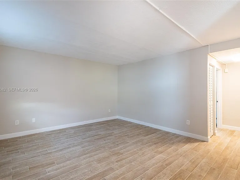 601 S Flagler Ave #6 — Photo 6