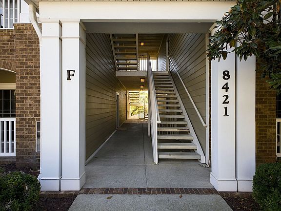 2nd image of 8421 Callabee Way Unit 3
