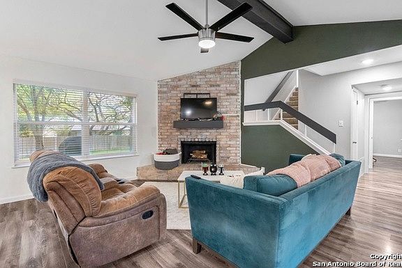 3rd image of 11926 HOLM OAKS DR