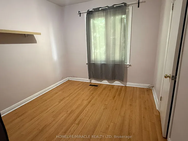 45 Martorino Dr #MAIN FLOOR — Photo 7