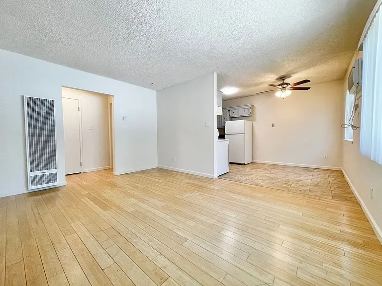 3810 H Street — Photo 2