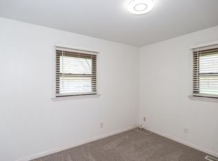 11955 Hoosier Rd, Fishers, IN 46037