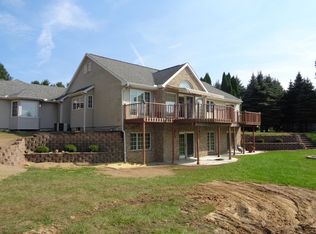 3416 Briar Dr, Osseo, MI 49266