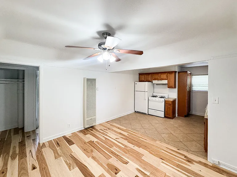 14513 Weddington St #14515 — Photo 2