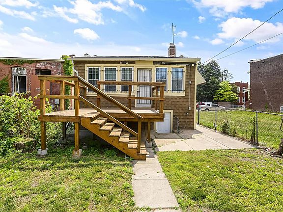 4th image of 3125 Texas Ave