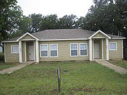 1st image of 5931-5933 Robinwood Ln