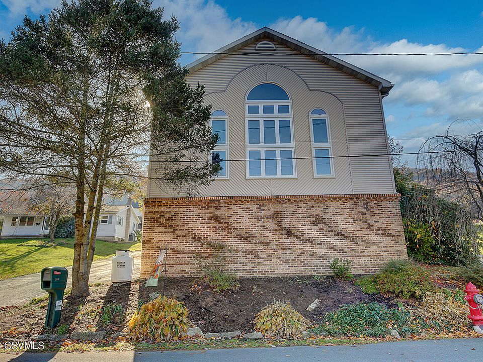 300 E Market St, Trevorton, PA 17881 Zillow