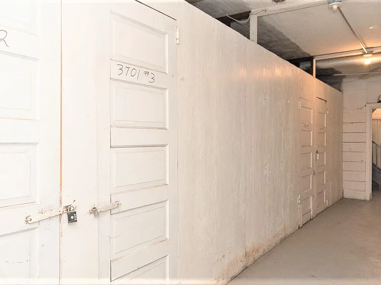 1958 W Waveland Ave #2 — Photo 17