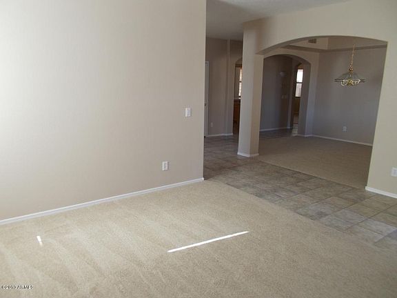 4th image of 18055 W Hickcox Dr