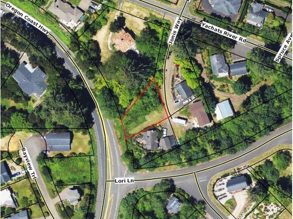 30 Jonis Way, Yachats, OR 97498