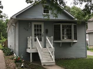 119 N 3rd Ave, Villa Park, IL 60181