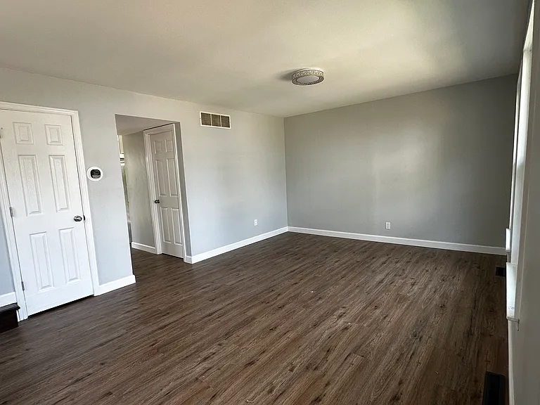 1531 Harford Square Dr — Photo 3