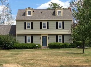 469 Wheatfield Dr, Aurora, OH 44202