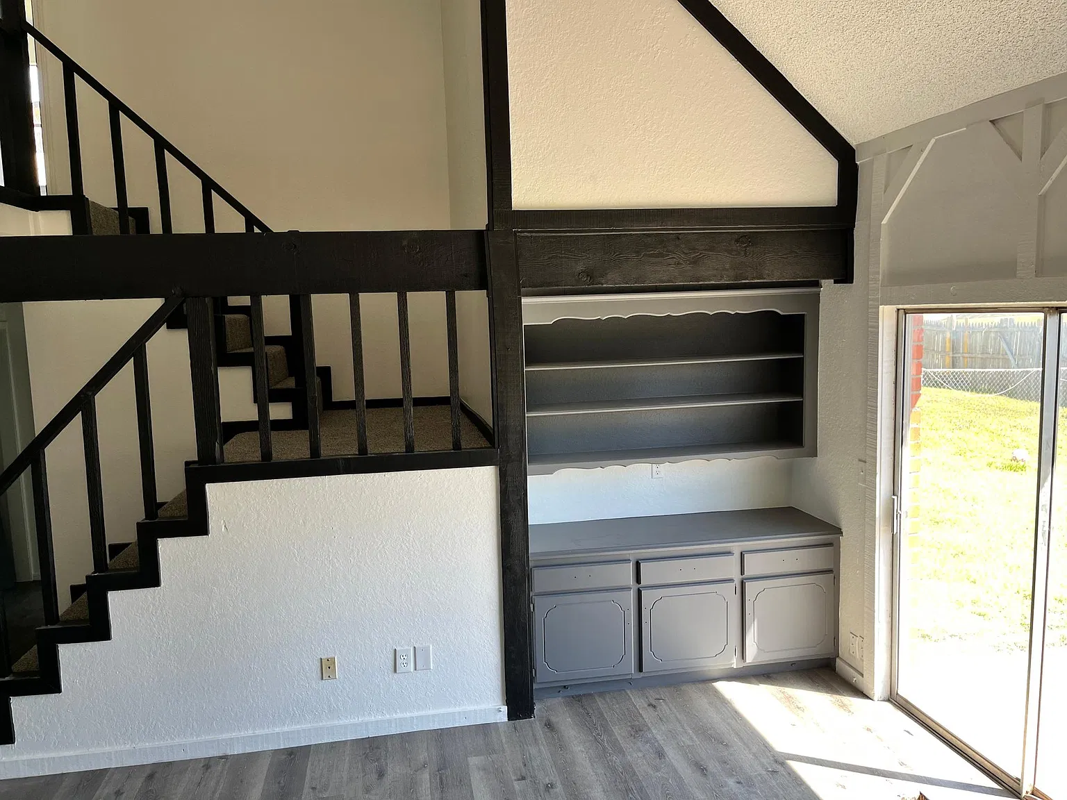 2307 w Galveston pl — Photo 2