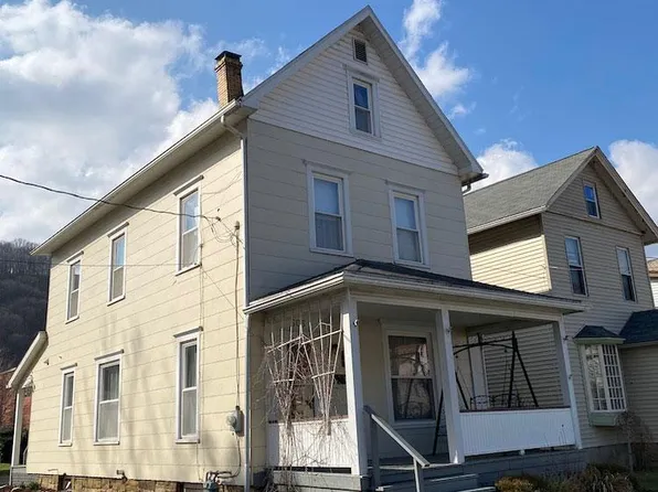 505 Elk St, Franklin, PA 16323