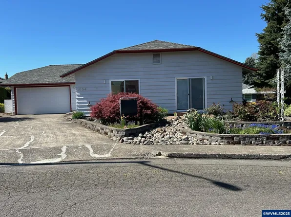 1664 Sunrise Cir NW, Salem, OR 97304