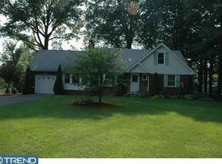 2604 Fostertown Rd, Hainesport, NJ 08036