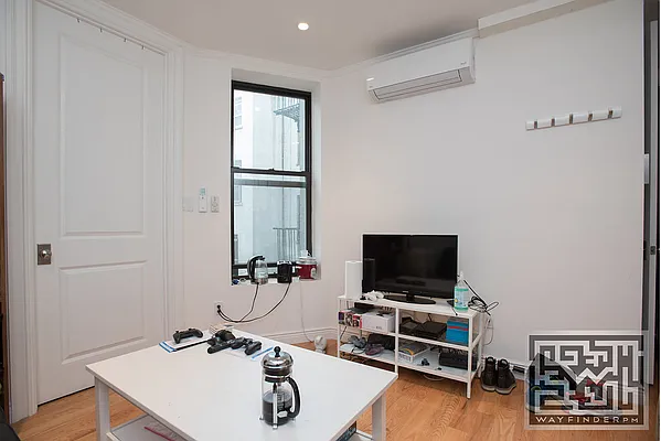 Rented by OGI Management | media 6