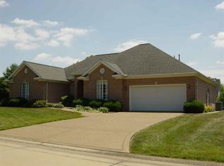 1505 Ashmore Dr, Evansville, IN 47725