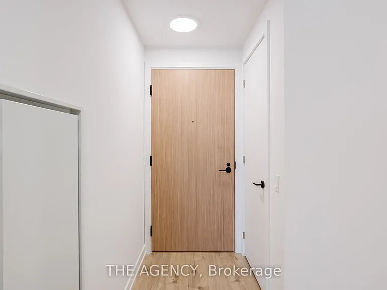 33 Parliament St #429 — Photo 35