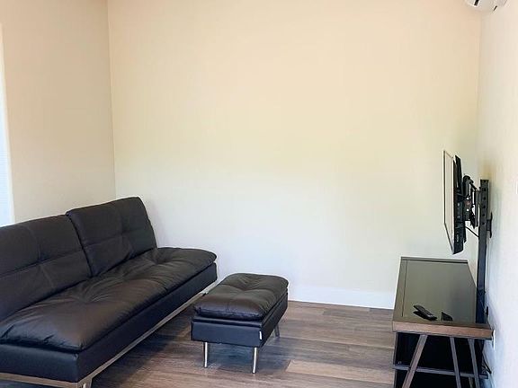 5th image of 1170 Sunny Creek Ct