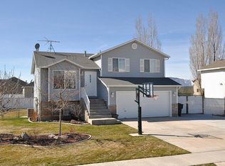 1899 N 2475 W, Clinton, UT 84015