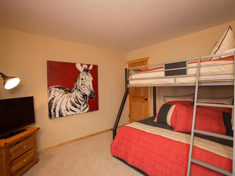 11788 Saint Bernard Dr — Photo 8