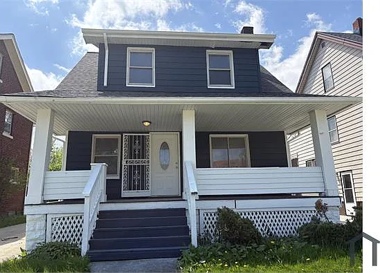 3 bed, 1258 sqft, $1,700 — Photo 1