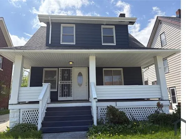12816 Thornhurst Ave, Garfield Heights, OH 44105