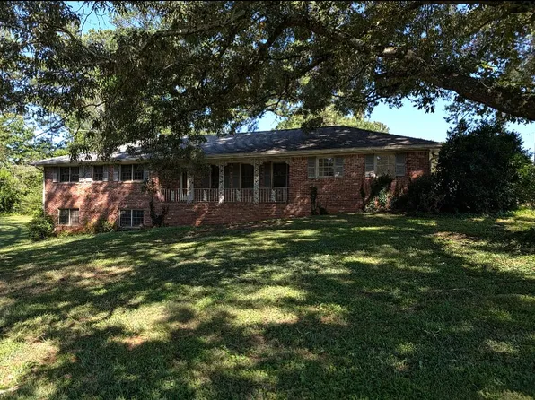 453 Briggs Cir, Lilburn, GA 30047