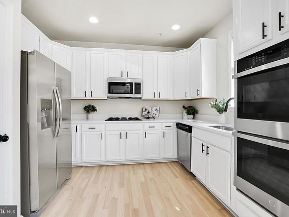 4th image of 4258 Talmadge Cir