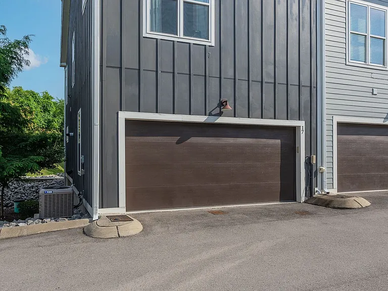 700 James Ave #17 — Photo 27