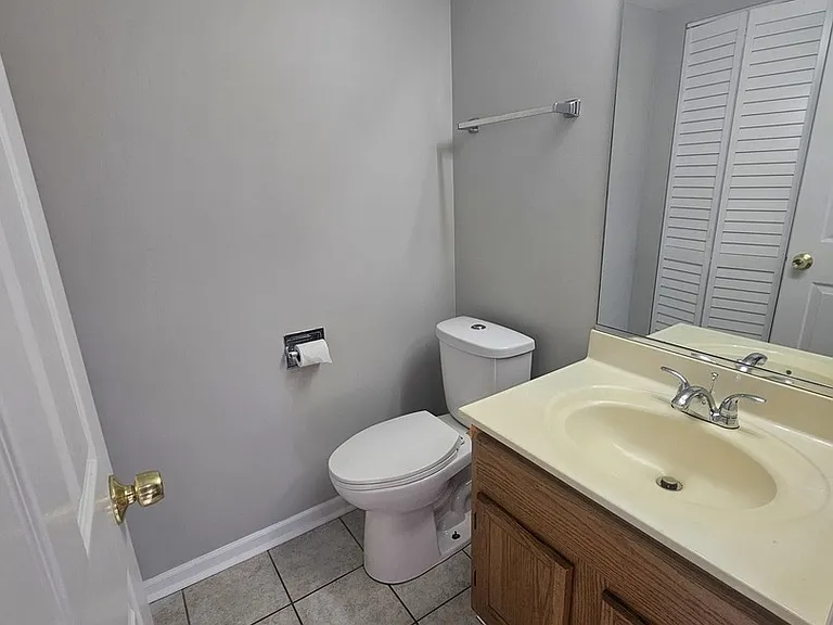 10 King Dr — Photo 29
