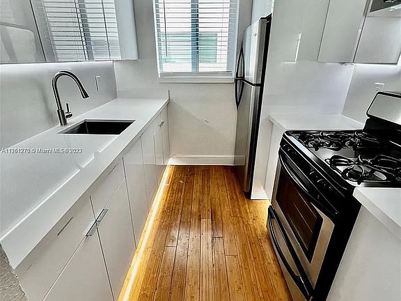 2nd image of 7315 Carlyle Ave APT 13
