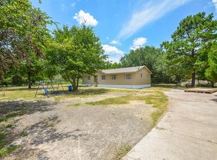 6118 Paloma Ln, Needville, TX 77461