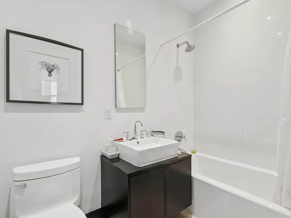 254 Park Avenue South image 7 of 8