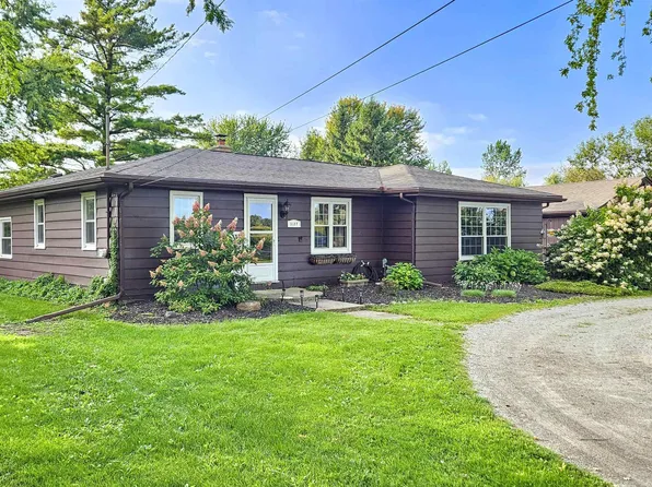 3127 Clairville Rd, Oshkosh, WI 54904