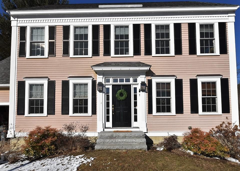 1st image of 19 Amesbury St